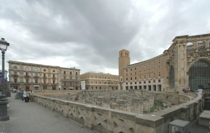 Piazza S. Oronzo e Anfiteatro
